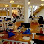 Pigeon Island Beach Resort And Spa 