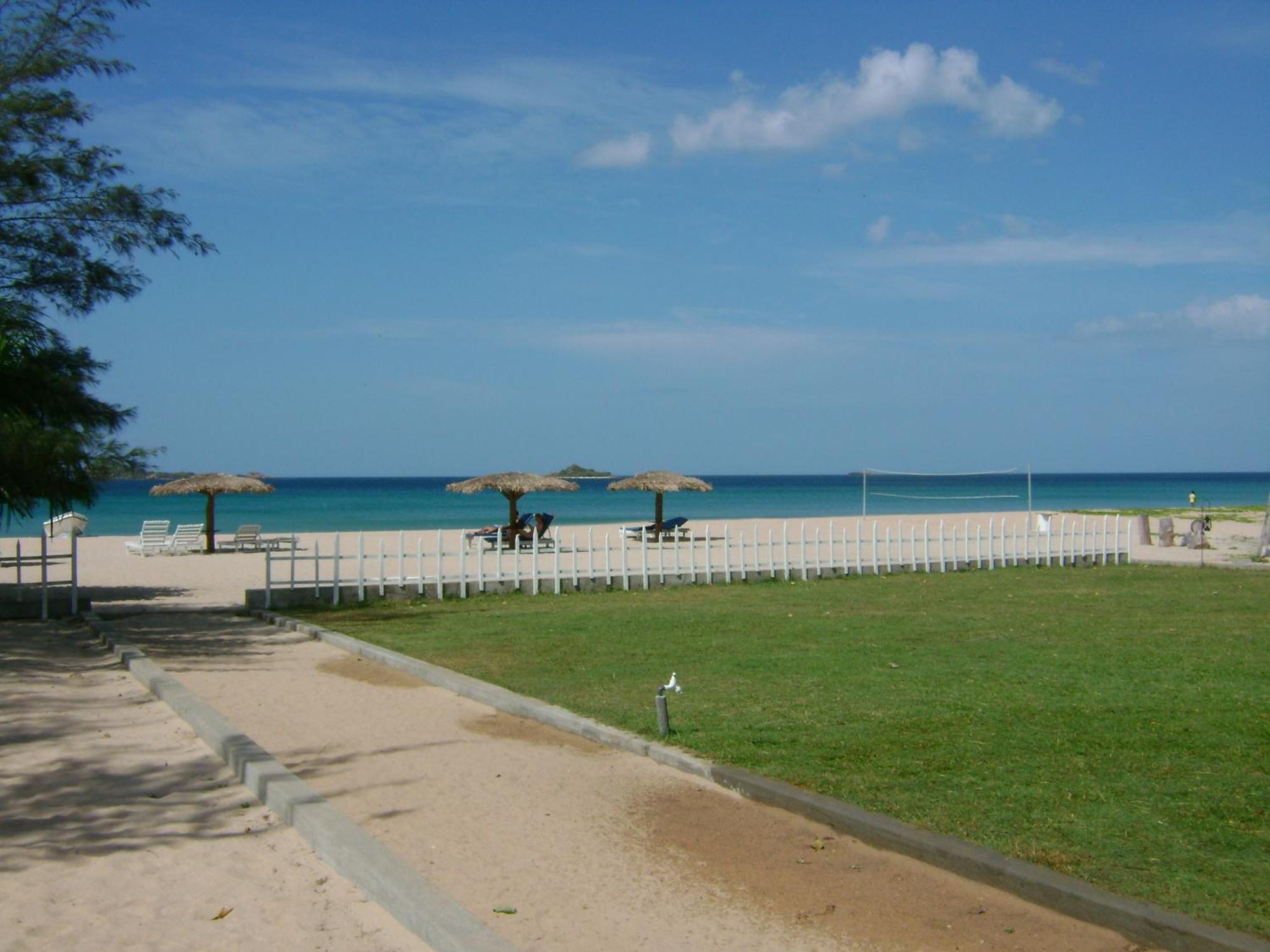 Pigeon Island Resort Nilaveli